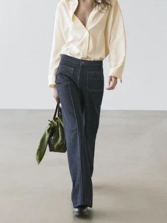 Flare Fit High-Waist Jeans with Pockets