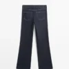 Flared High-Waist Jeans