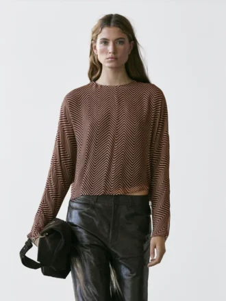 Flowing Geometric Print Blouse