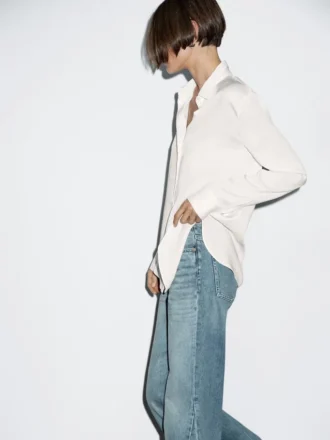 Flowing Shirt with Shirt Collar