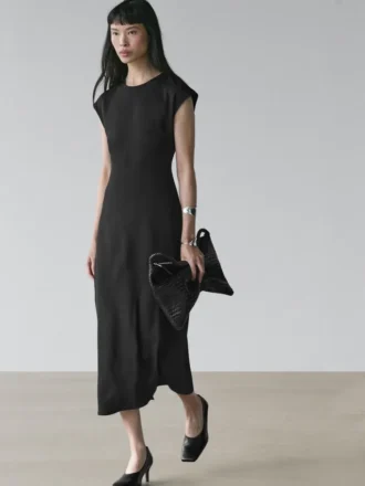 Flowing Short Sleeve Dress