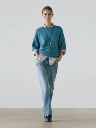 Low-Rise Straight-Leg Jeans