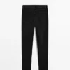 Mid-Rise Cropped Slim Fit Jeans