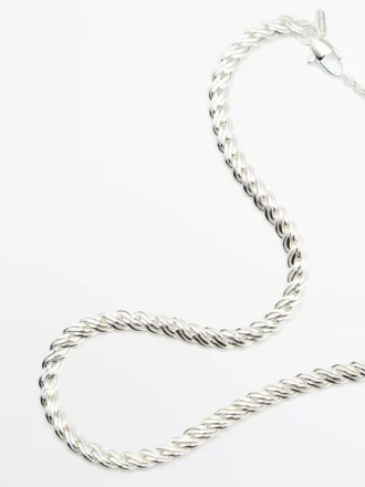 Silver-Toned Chain Link Necklace