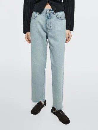 Straight-Leg High-Waist Jeans