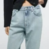 Straight-Leg High-Waist Jeans