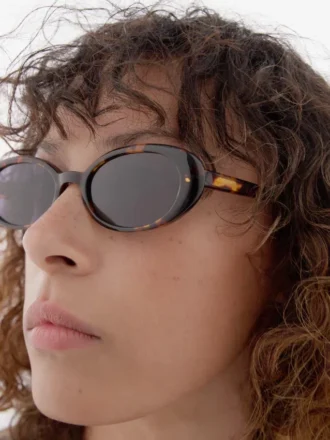 Tortoiseshell-Effect Mini Oval Sunglasses